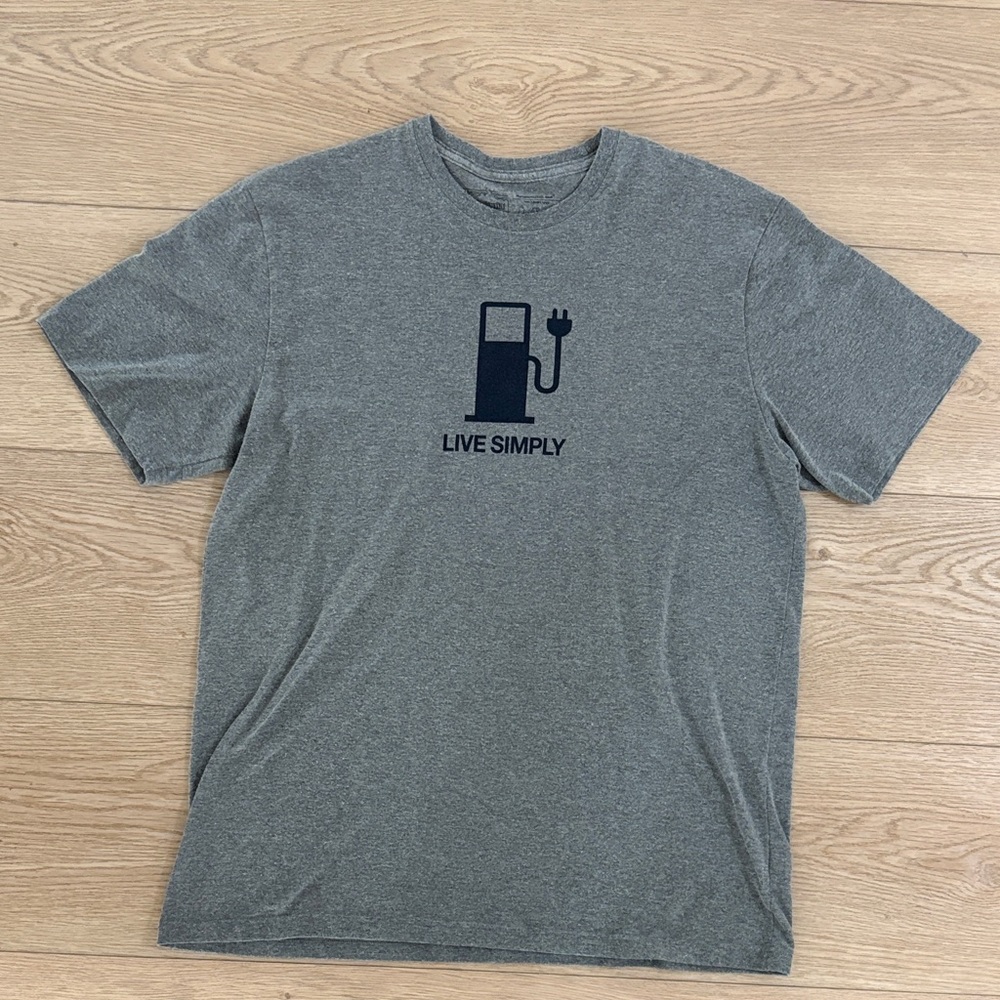 Patagonia Responsibili-Tee Shirt Live Simply Logo | Size L